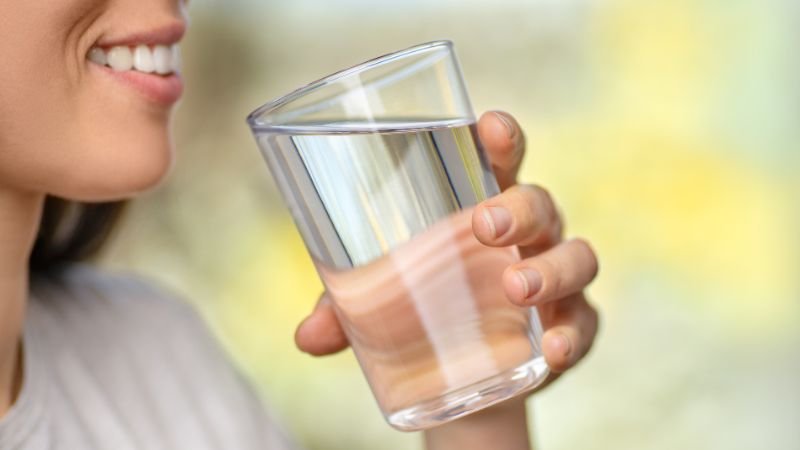 staying hydrated is important for dental implant healing